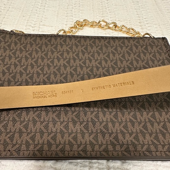 Michael Kors belt bag - Picture 2 of 6